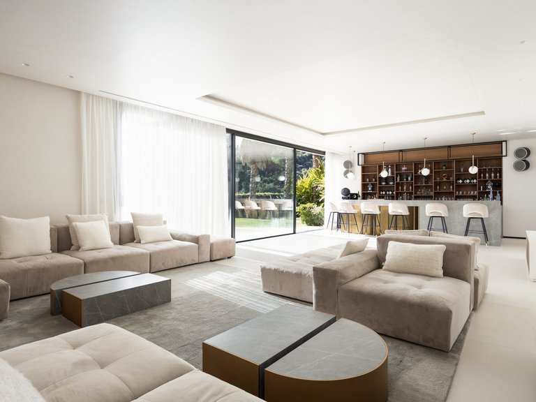 Villa for Sale in El Madroñal, Malaga 30