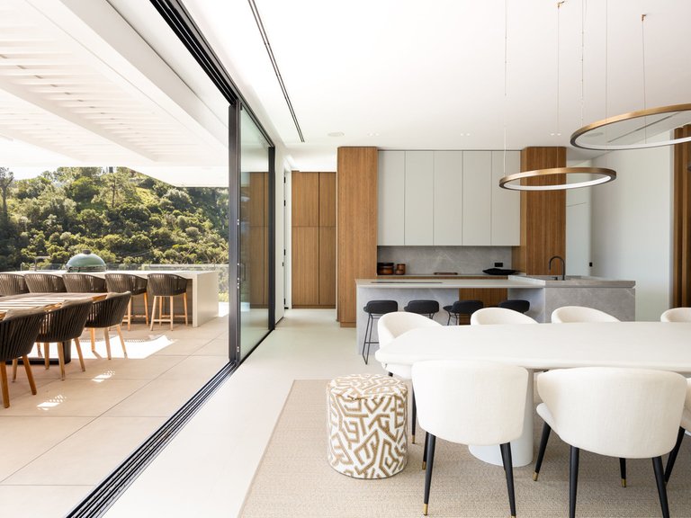 Villa for Sale in El Madroñal, Malaga 7