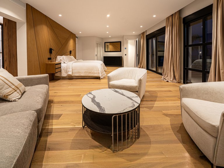 Villa for Sale in Nagüeles, Malaga 24