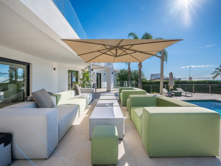 Villa for Sale in Nagüeles, Malaga 3