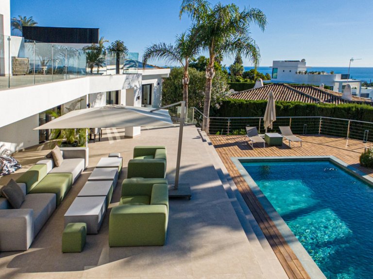Villa for Sale in Nagüeles, Malaga 39