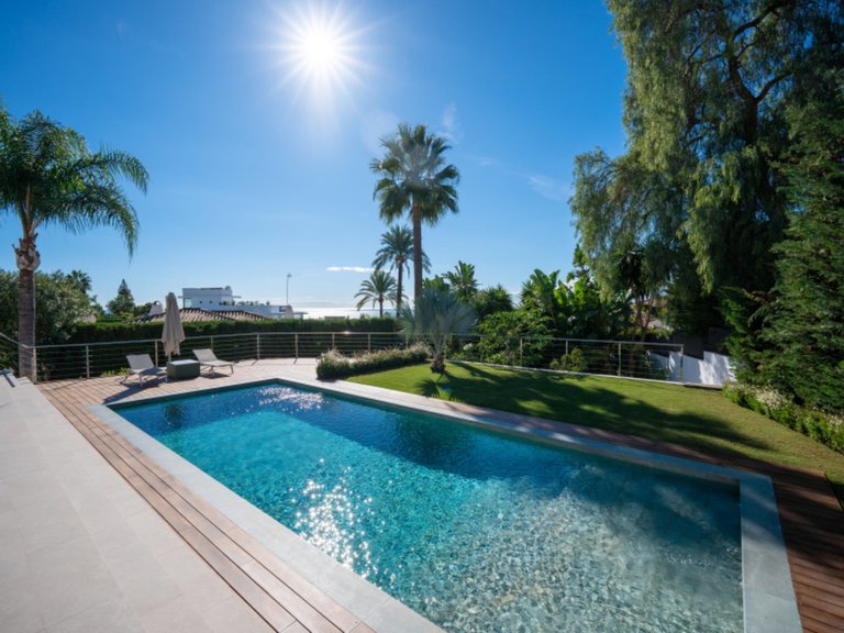 Villa for Sale in Nagüeles, Malaga 45