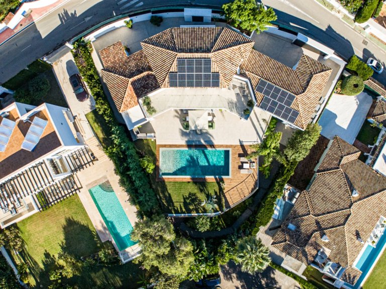 Villa for Sale in Nagüeles, Malaga 52