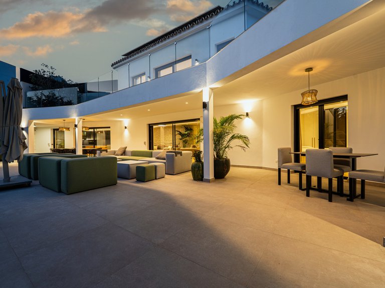 Villa for Sale in Nagüeles, Malaga 53