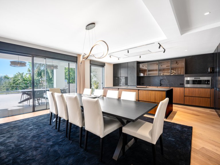 Villa for Sale in Nagüeles, Malaga 8