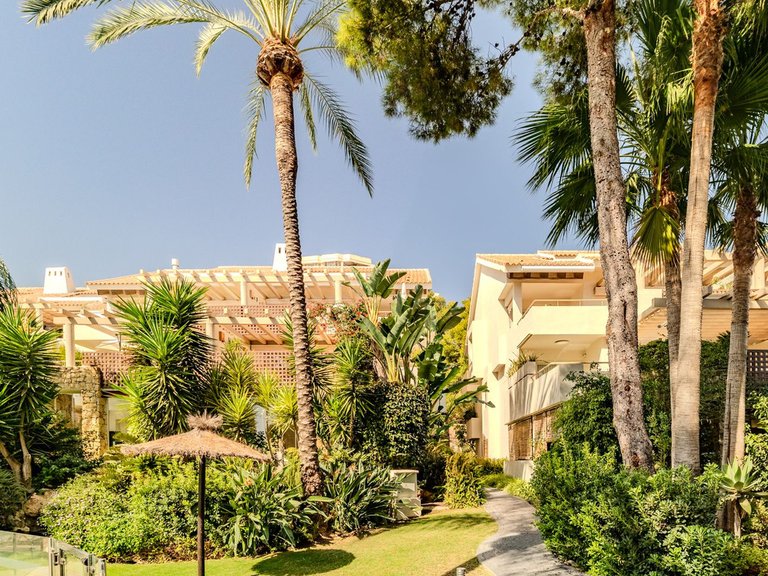 Apartment for Sale in Río Real, Malaga 38
