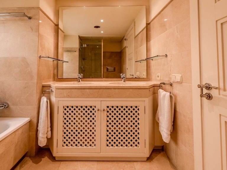 Apartment for Sale in Río Real, Malaga 43