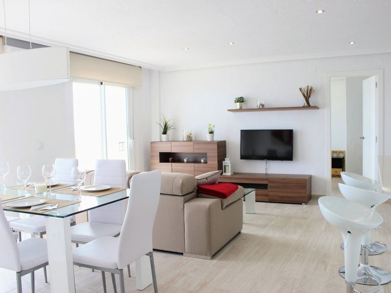 Apartment for Sale in Mil Palmeras, Alicante 4