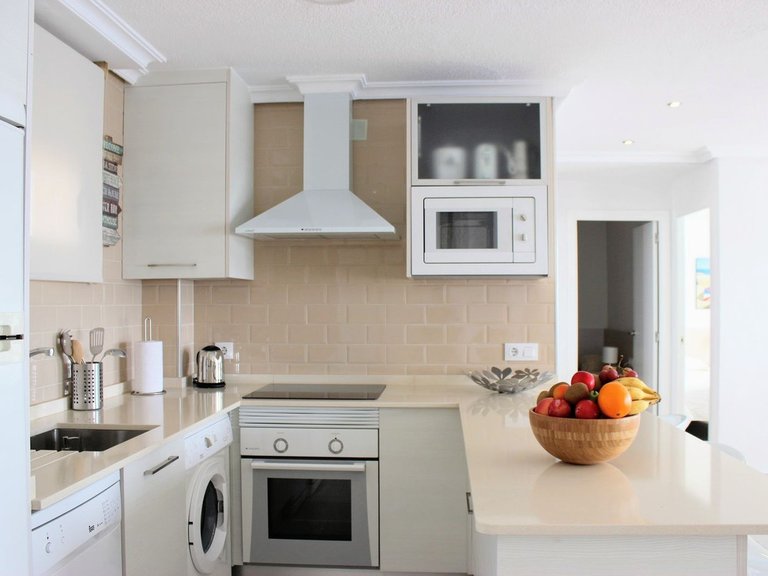 Apartment for Sale in Mil Palmeras, Alicante 9