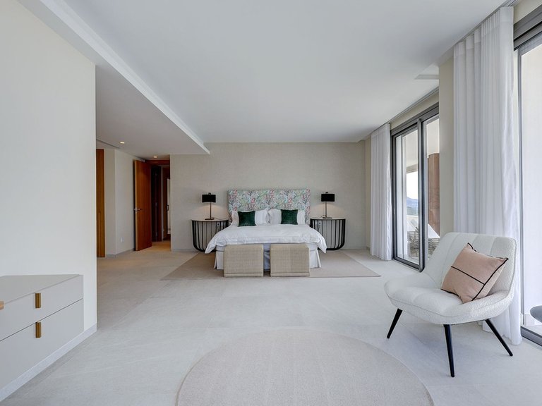 Apartment for Sale in La Quinta, Malaga 31