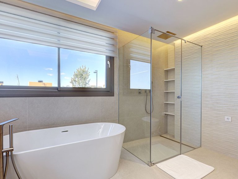 Apartment for Sale in La Quinta, Malaga 36