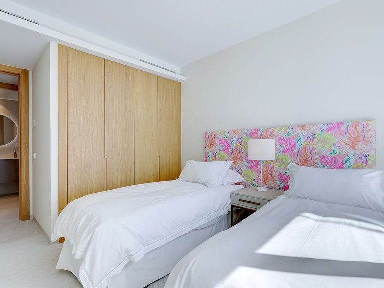 Apartment for Sale in La Quinta, Malaga 44