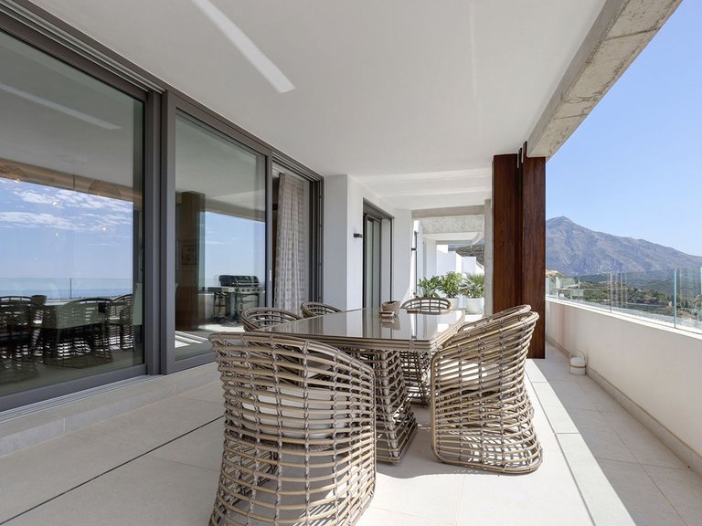 Apartment for Sale in La Quinta, Malaga 60