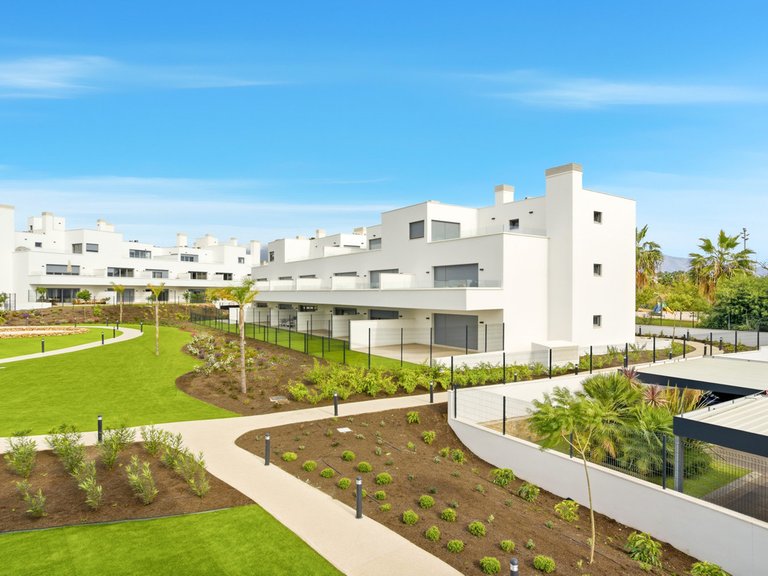 Apartment for Sale in Estepona, Malaga 17