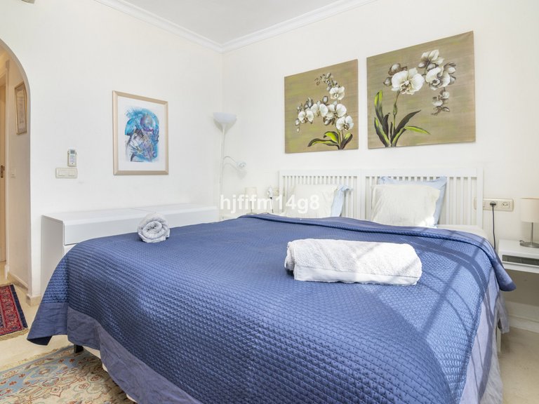 Apartment for Sale in Nueva Andalucía, Malaga 16