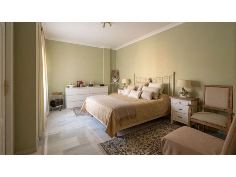 Villa for Sale in Elviria, Malaga 7