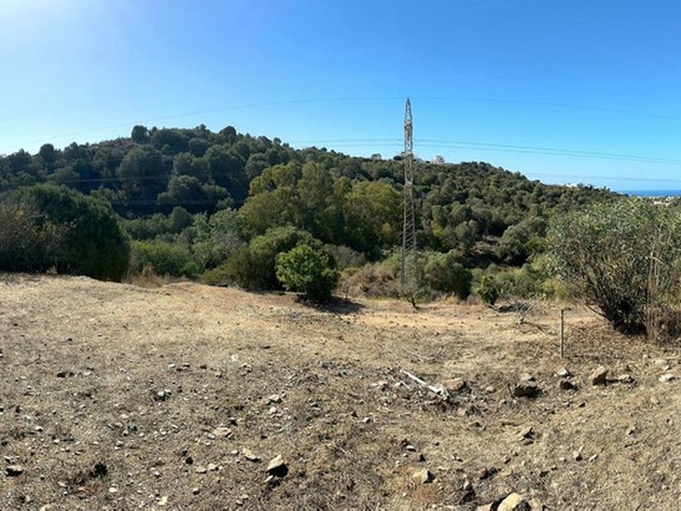 Plot for Sale in Cabopino, Malaga 3