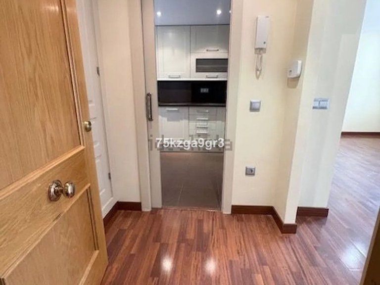 Apartment for Sale in Arroyo De La Miel, Malaga 13