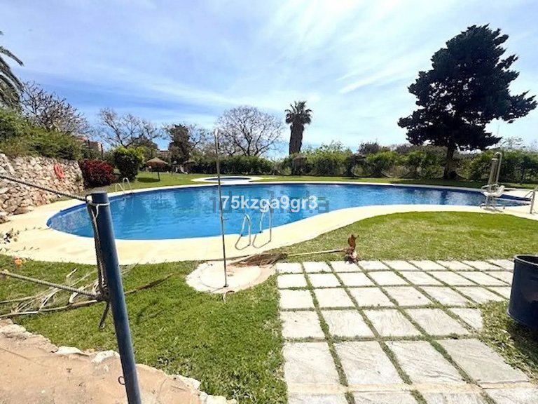 Apartment for Sale in Arroyo De La Miel, Malaga 26