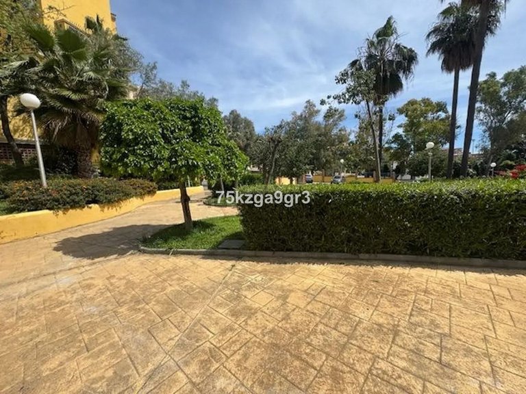 Apartment for Sale in Arroyo De La Miel, Malaga 30