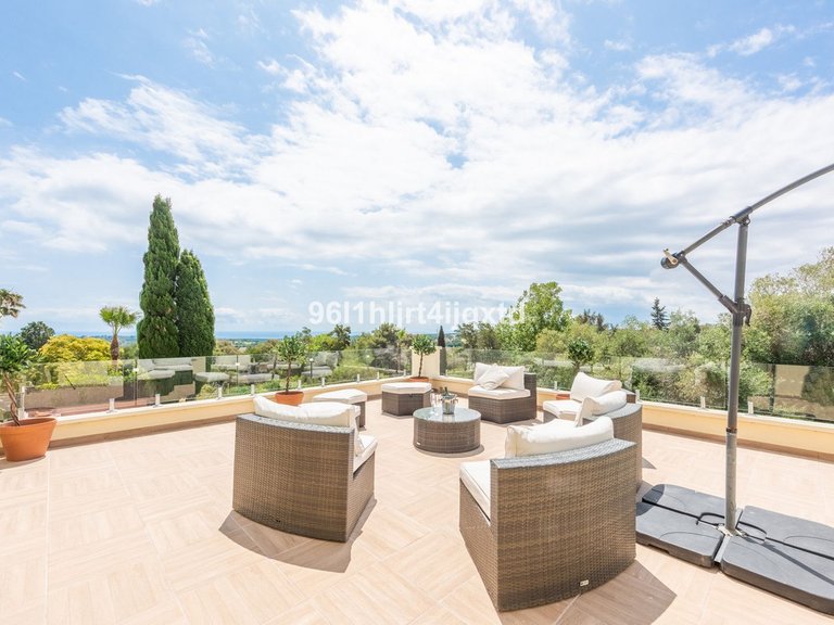 Villa for Sale in Sotogrande Alto, Cadiz 13