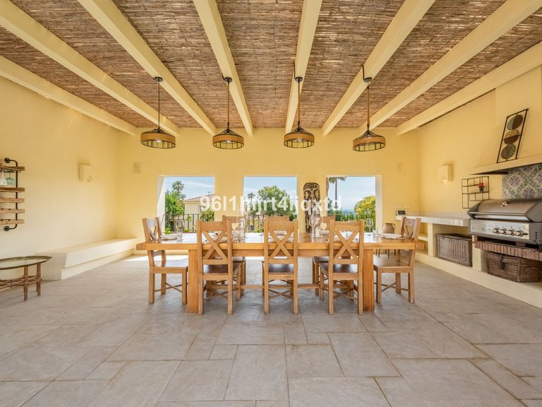 Villa for Sale in Sotogrande Alto, Cadiz 4