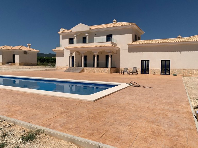 Villa for Sale in Pinoso, Alicante 15