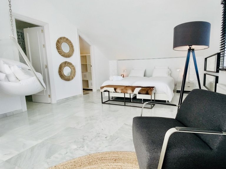 Villa for Sale in Guadalmina Baja, Malaga 12