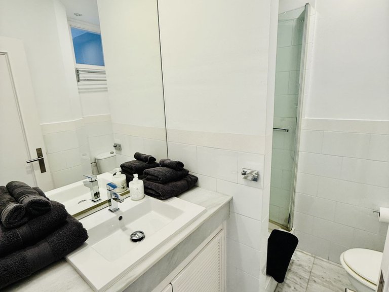 Villa for Sale in Guadalmina Baja, Malaga 28