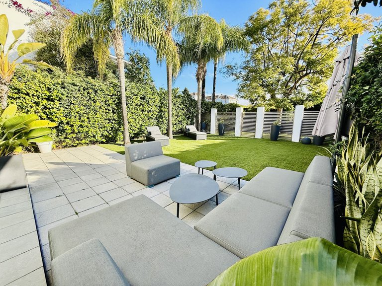 Villa for Sale in Guadalmina Baja, Malaga 5