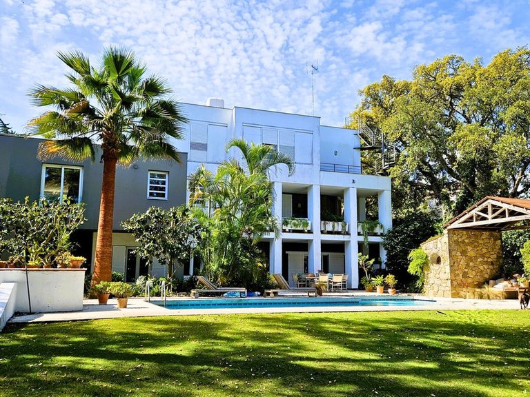 Villa for Sale in Sotogrande Alto, Cadiz 1