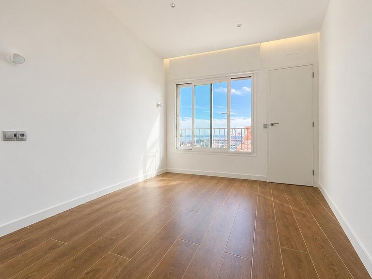 Apartment for Sale in Málaga Centro, Malaga 11
