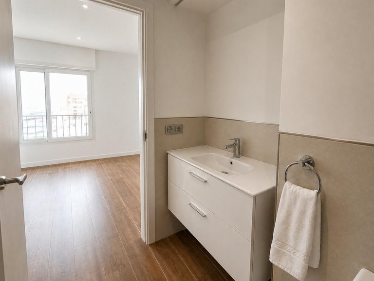 Apartment for Sale in Málaga Centro, Malaga 14