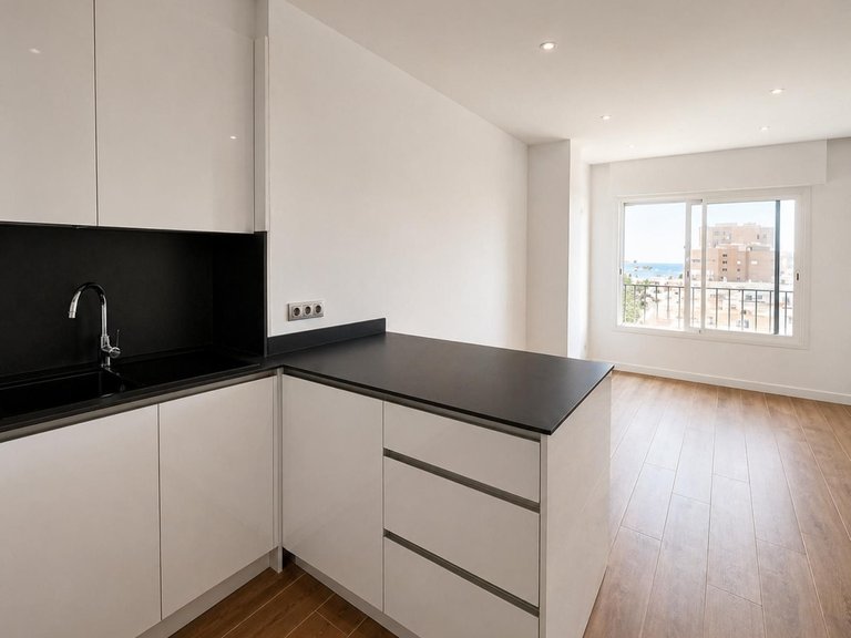 Apartment for Sale in Málaga Centro, Malaga 4