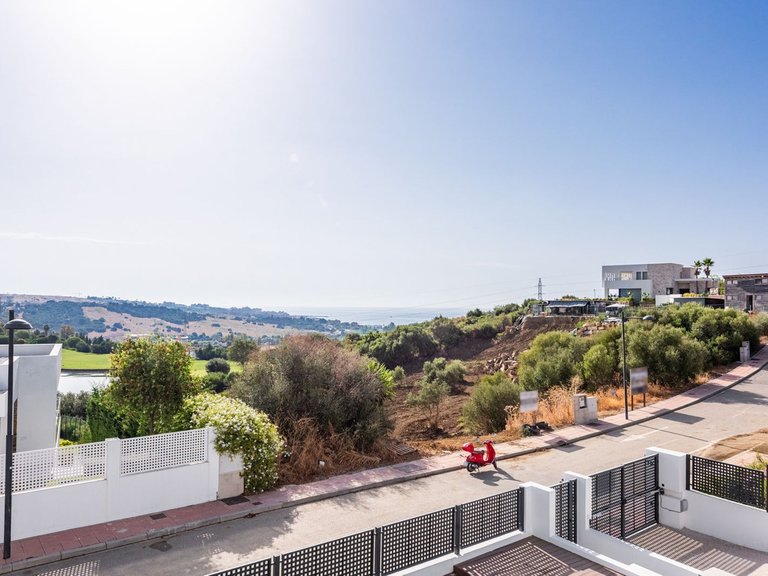 Villa for Sale in Estepona, Malaga 15