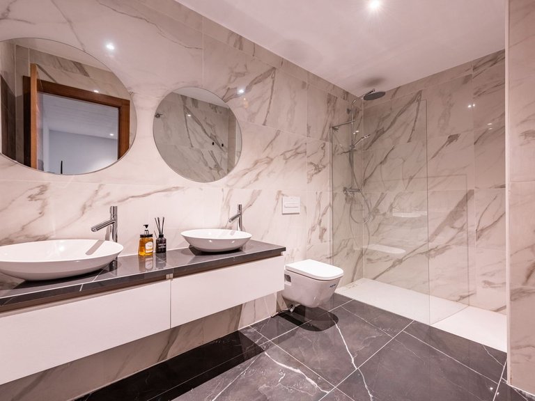 Villa for Sale in Estepona, Malaga 19