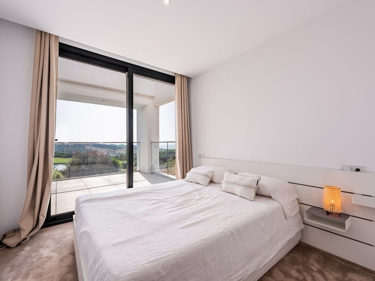 Villa for Sale in Estepona, Malaga 20