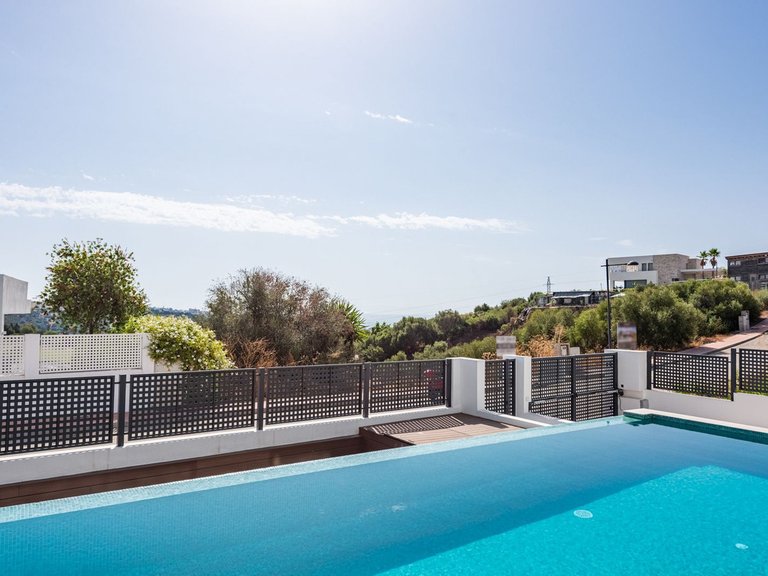 Villa for Sale in Estepona, Malaga 31