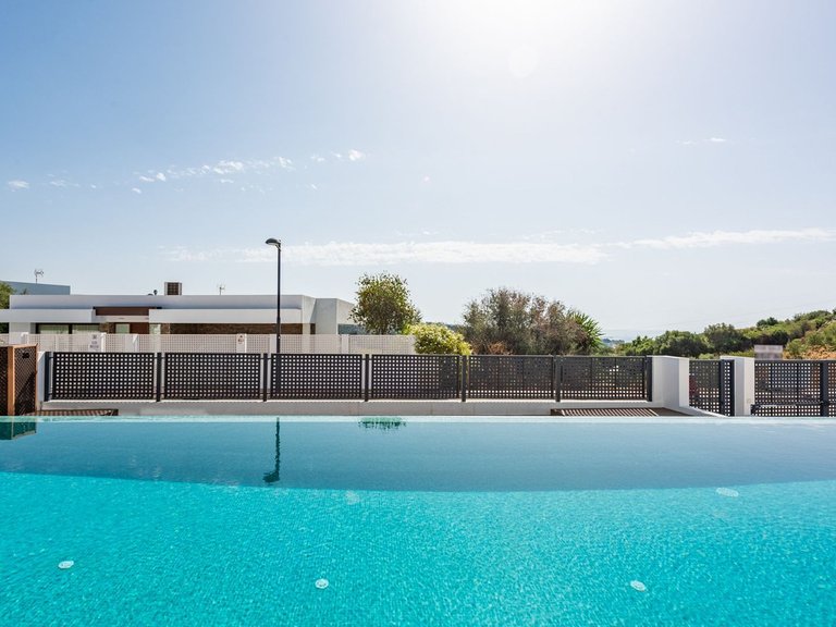Villa for Sale in Estepona, Malaga 4