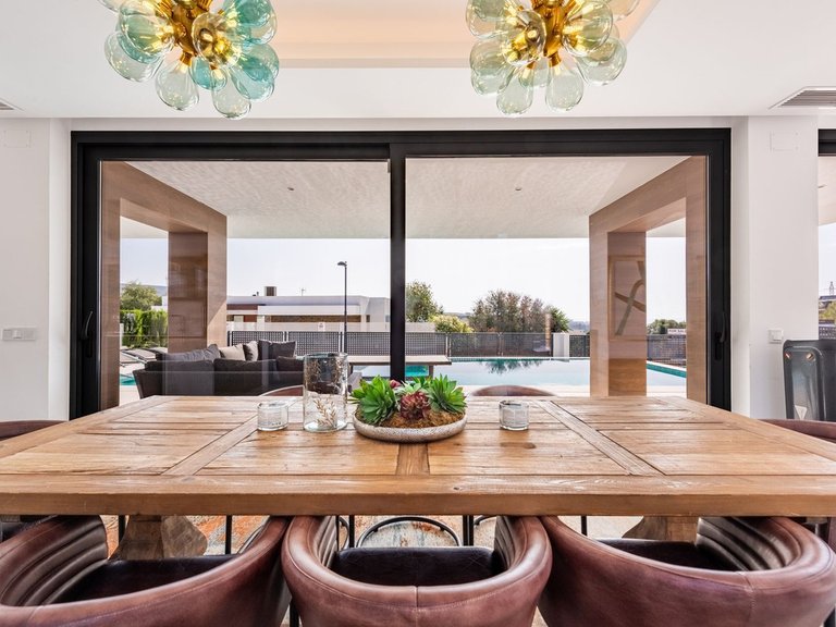 Villa for Sale in Estepona, Malaga 9
