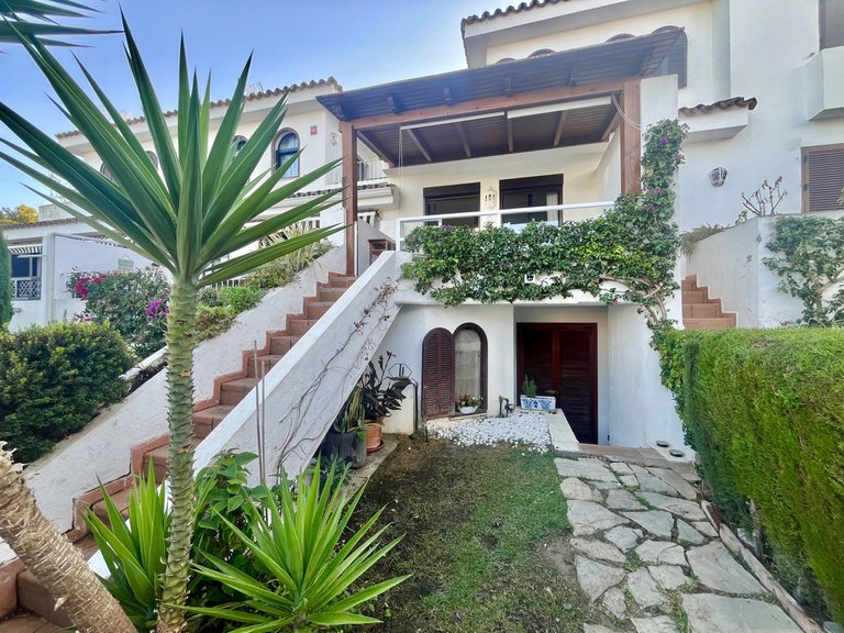 Villa for Sale in Costalita, Malaga 1
