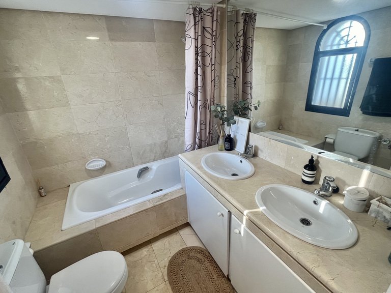 Villa for Sale in Costalita, Malaga 24