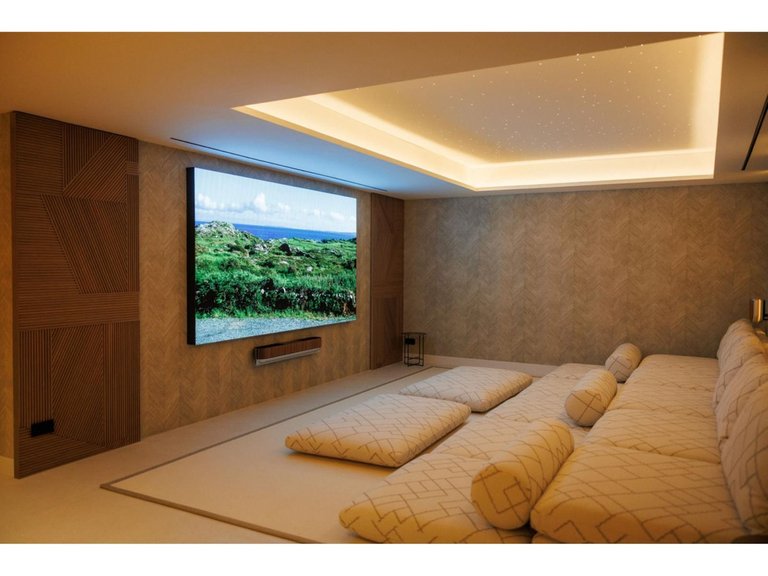 Villa for Sale in Marbella, Malaga 17