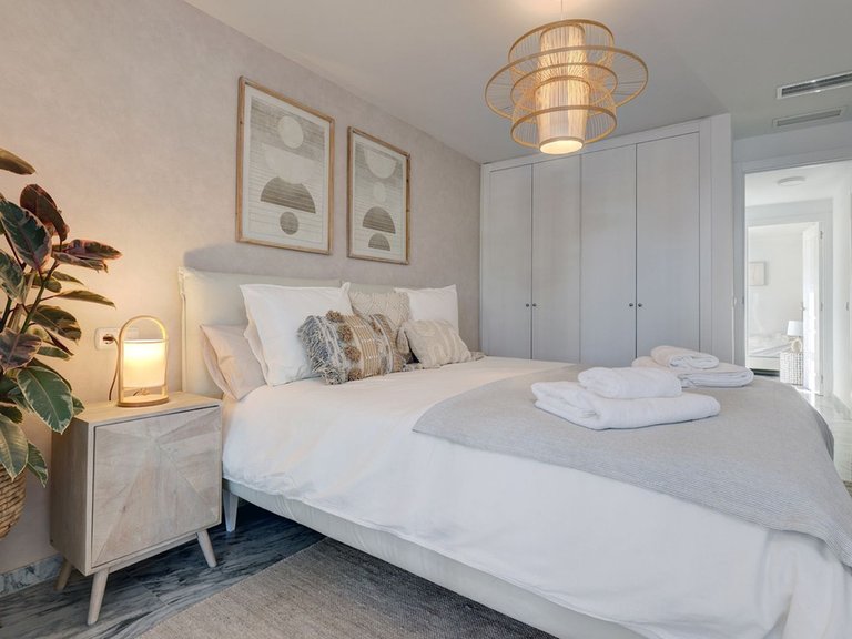 Penthouse for Sale in Bahía De Marbella, Malaga 17