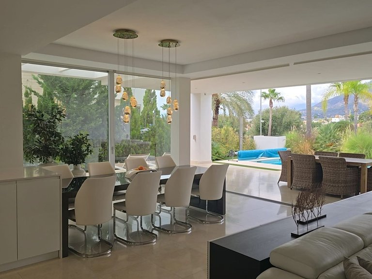 Villa for Sale in Río Real, Malaga 2
