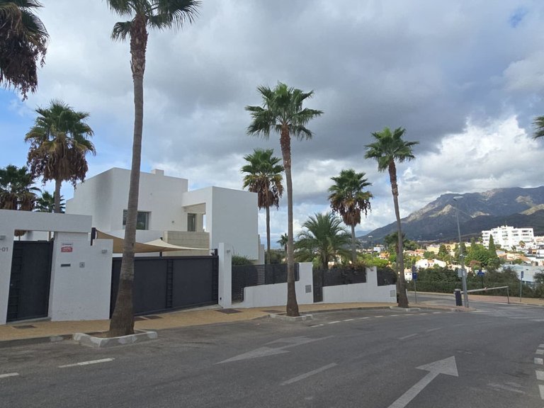 Villa for Sale in Río Real, Malaga 24