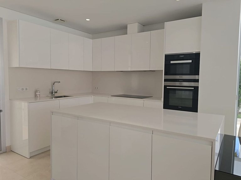Villa for Sale in Río Real, Malaga 8