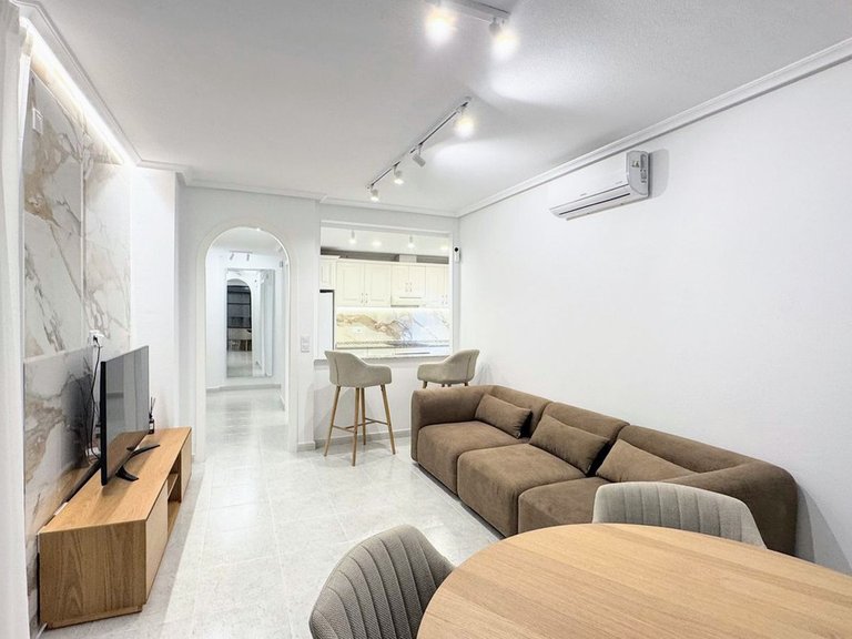 Apartment for Sale in Villamartin, Alicante 4