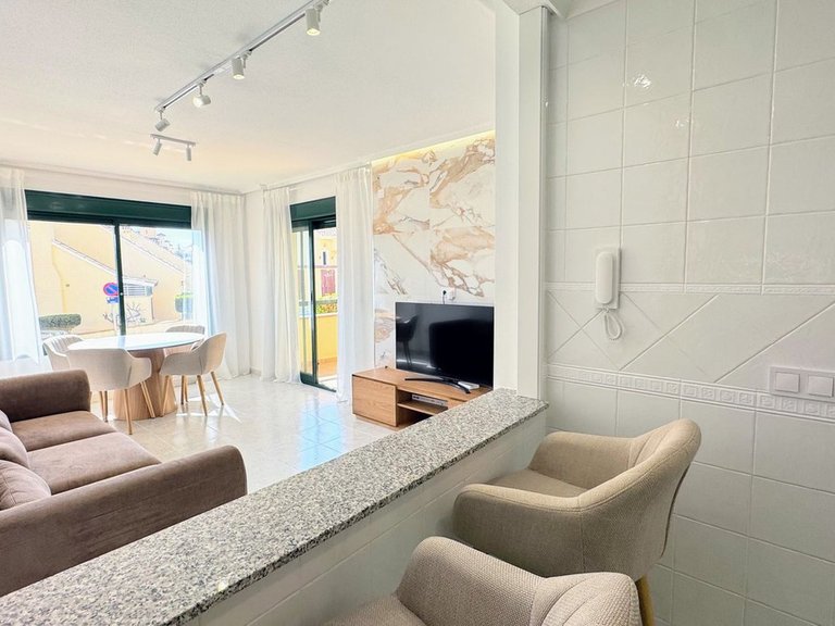 Apartment for Sale in Villamartin, Alicante 7