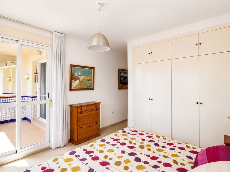 Apartment for Sale in Fuengirola, Malaga 25